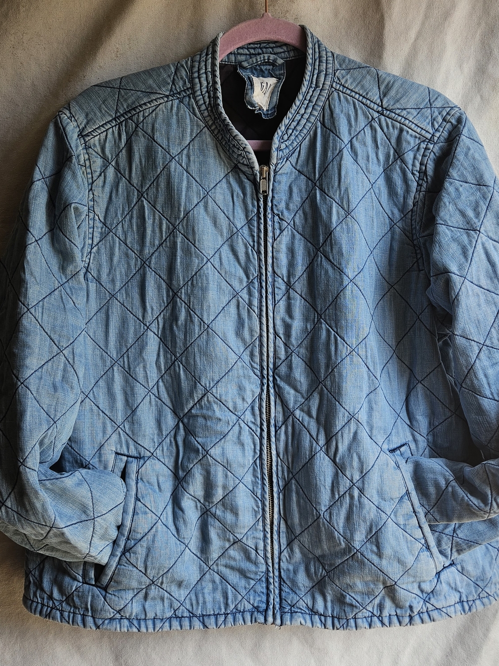 Gap Women's XL Quilted Chambray Bomber Jacket Medium Wash Denim Lightweight - Picture 2 of 7